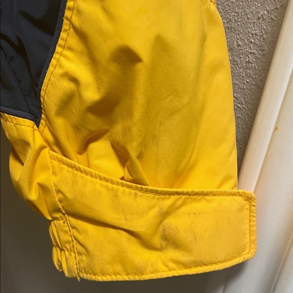 Columbia Interchange Core Winter Jacket in yellow and blue. - Picture 14 of 15